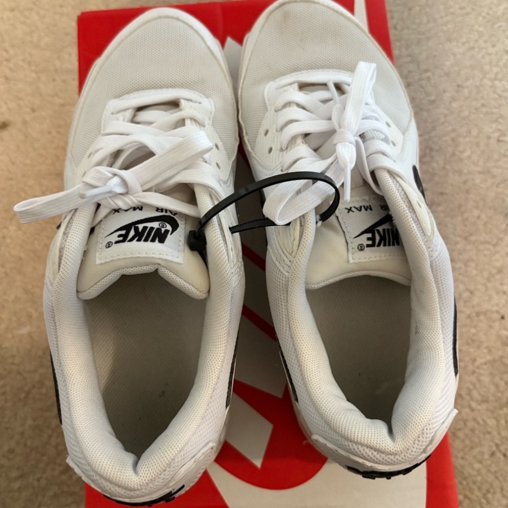 Nike Air Max White and Black Sneakers - Picture 3 of 5